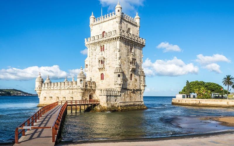 葡萄牙買房移民需要幾年？