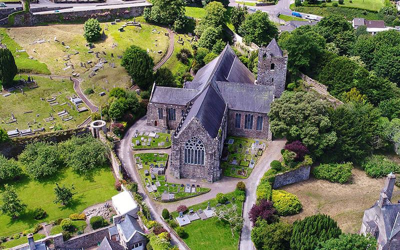 軍人子女能否移民？解讀軍人子女移民的條件與限制