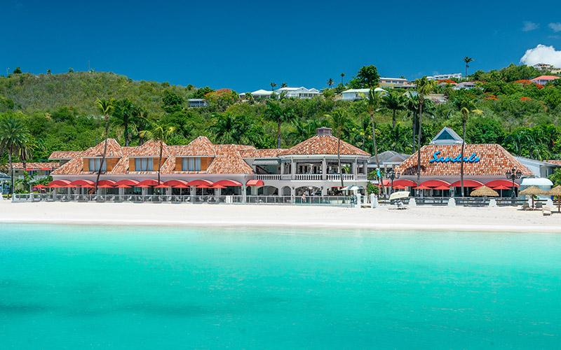 中介移民費用誰承擔(dān)？解析移民費用的分擔(dān)方式與注意事項