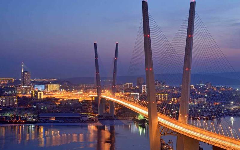 美國移民哪個(gè)好？全面解析各類移民途徑