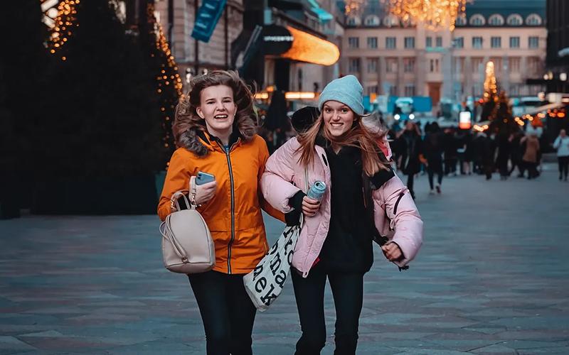 EB1A高薪指多少？深入解析EB1A簽證的薪資標(biāo)準(zhǔn)與要求