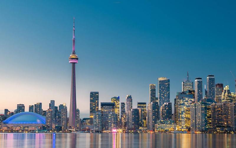 年齡多大出國(guó)較好移民美國(guó)？分析較佳移民時(shí)機(jī)與策略