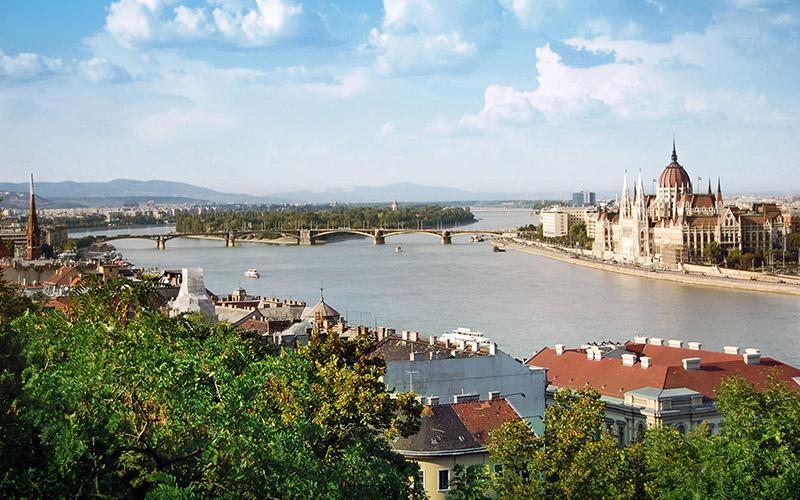 南歐購房移民公司哪家好？詳解優(yōu)勢與選擇指南