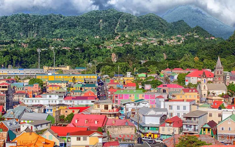 多米尼克買房移民多少錢？了解投資成本與其他要求